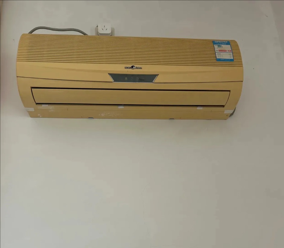 哎呀呀，聽(tīng)你們?cè)谀且粋€(gè)勁兒地吹噓自家空調(diào)用了多少年