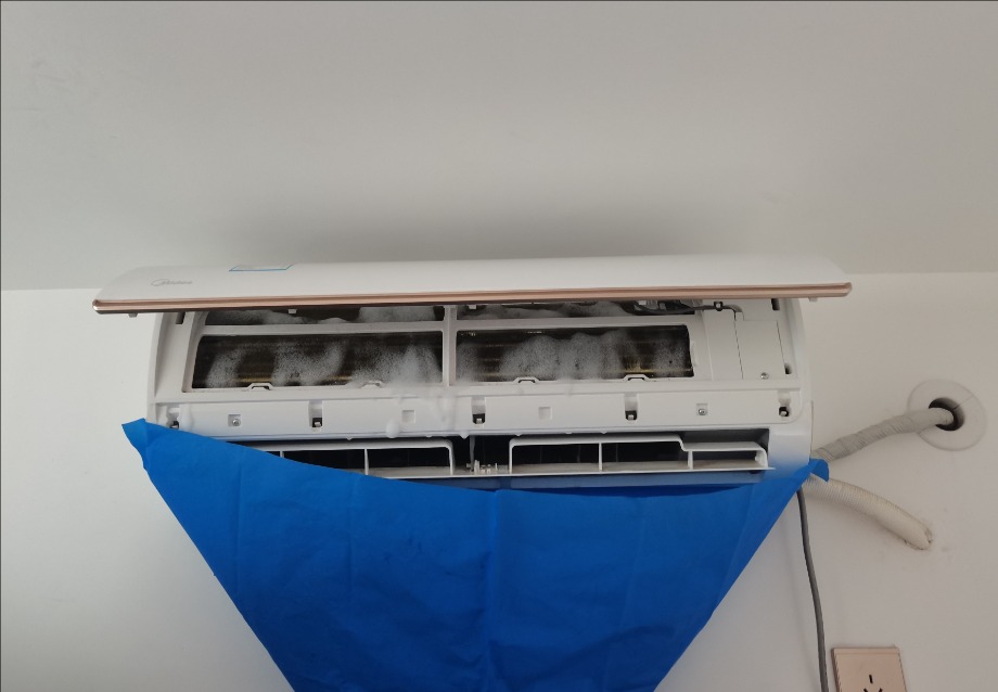 空調(diào)真要清潔  家里空調(diào)買了好幾年