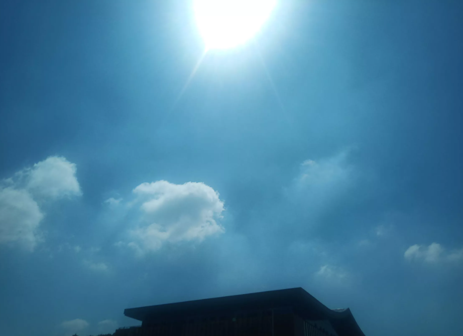 天氣越炎熱，空調(diào)越是鬧罷工